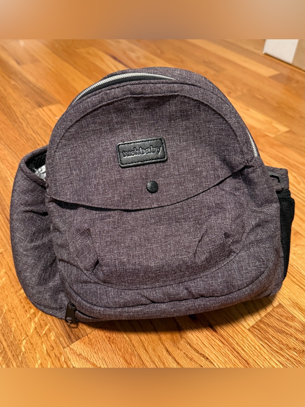 Tushbaby Baby Hip Carrier - Charcoal Grey